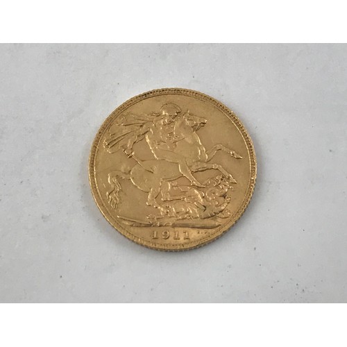 1413 - 1911 GOLD SOVEREIGN