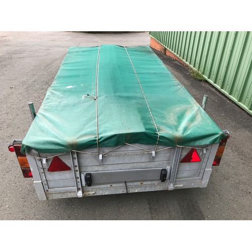 22 - TWIN AXLE TRAILER WITH TOW HITCH, LIGHTS COVER AND WOODEN SIDES BRADLEY DOUBLE LOCK MKIII,  PLATE AD... 