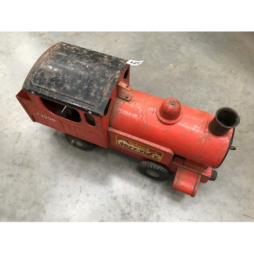 521 - TRIANG  TIN PLATE PUFF PUFF 73000 0-4-0 TANK LOCO WITH GOOD TRANSFERS FOR AGE