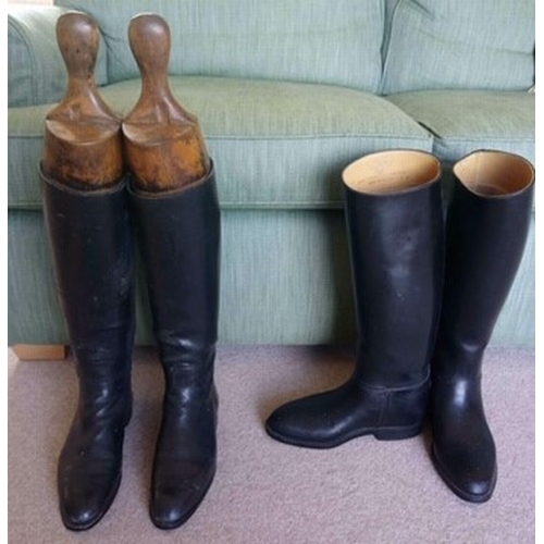 203 - PAIR OF FRENCH MADE RIDING BOOTS MADE IN FRANCE SIZE 39 TOGETHER WITH OLDER PAIR OF RIDING BOOTS WIT... 