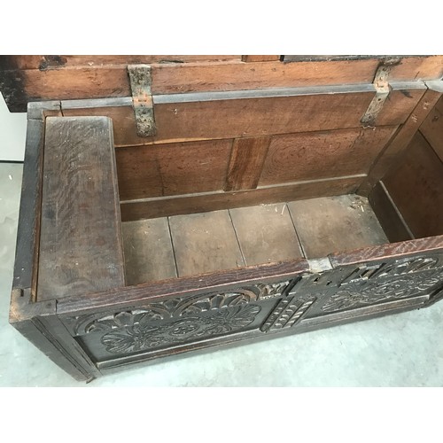 440 - ORNATE OAK BLANKET BOX