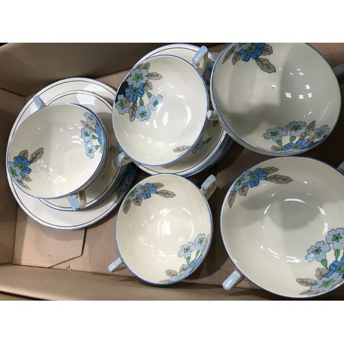 819 - DECORATIVE CROWN DEVON SOUP BOWL AND SAUCERS AND SIDE PLATES