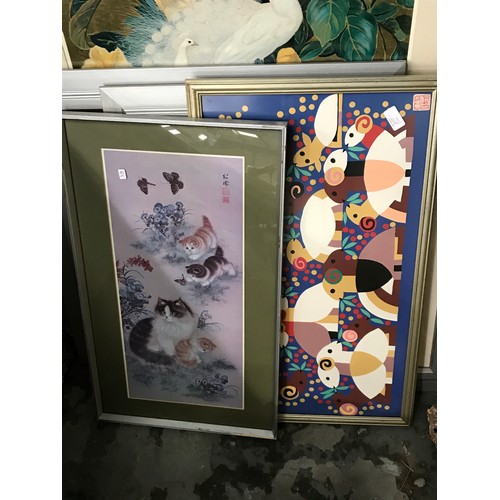 475 - MISC. MODERN ORIENTAL PRINTS TOGETHER WITH PRINT WHITE PEACOCKS