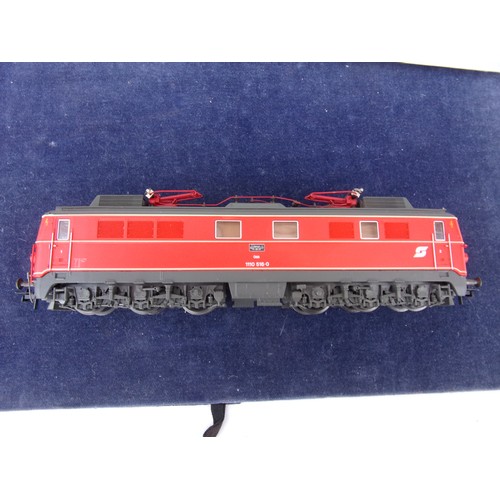 50 - ROCO HO SCALE CONTINENTAL MODEL RAILWAY LOCOMOTIVE, MADE IN AUSTRIA 1010 516 A OBB AUSTRIAN 1010 LOC... 