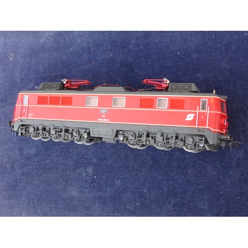 50 - ROCO HO SCALE CONTINENTAL MODEL RAILWAY LOCOMOTIVE, MADE IN AUSTRIA 1010 516 A OBB AUSTRIAN 1010 LOC... 