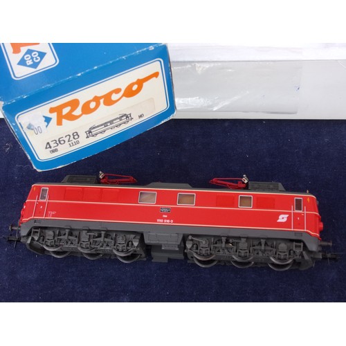 50 - ROCO HO SCALE CONTINENTAL MODEL RAILWAY LOCOMOTIVE, MADE IN AUSTRIA 1010 516 A OBB AUSTRIAN 1010 LOC... 