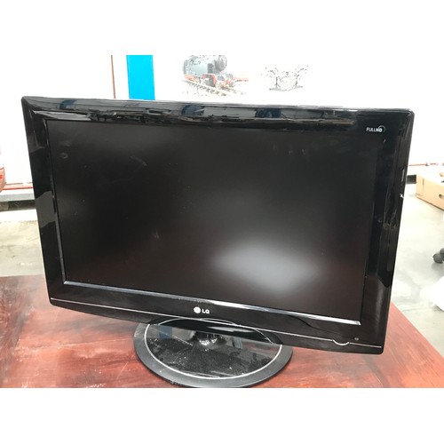 651 - LG FLAT SCREEN TV