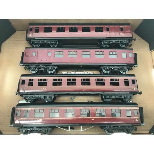 661 - O GAUGE 4 POSSIBLE LMC  O GAUGE COACHES, FIRST THIRD AND 2 BRAKE COACHES