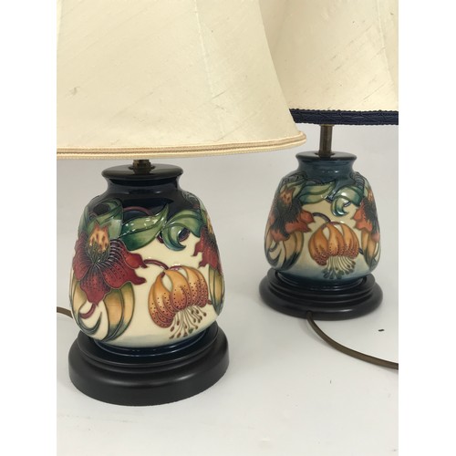 1742 - PAIR OF MOORCROFT TUBE LINED TABLE LAMPS, approx. 14 cm excl. base and fitting