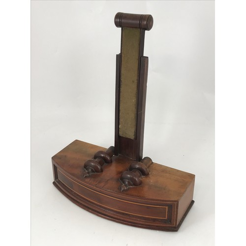 1821 - UNUSUAL AND GOOD QUALITY ADJUSTABLE MAHOGANY PICTURE STAND