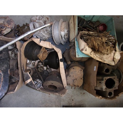 36 - COLLECTION OF MOTORCYCLE ENGINE PARTS AND GEAR BOX PARTS INCLUDING STURMYARCHER, HORNS, TANK,CHAINS ... 