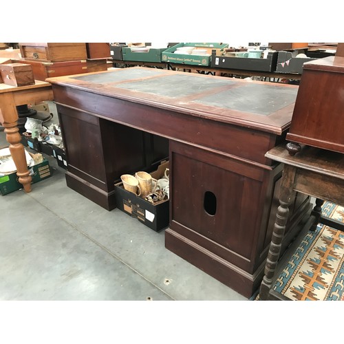 469 - TWIN PEDESTAL DESK