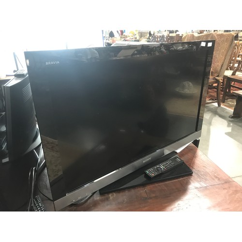 645 - SONY FLAT SCREEN TV