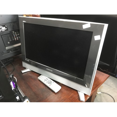 650 - SAMSUNG LCD TELEVISION