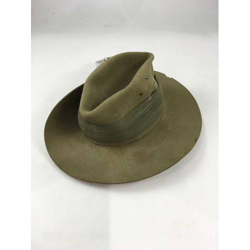 1667 - AUSTRALIAN SLOUCH HAT – MANUFACTURER’S DATE 1942, WE ARE ADVISED THIS MAY ACTUALLY BE A BRITISH HAT ... 