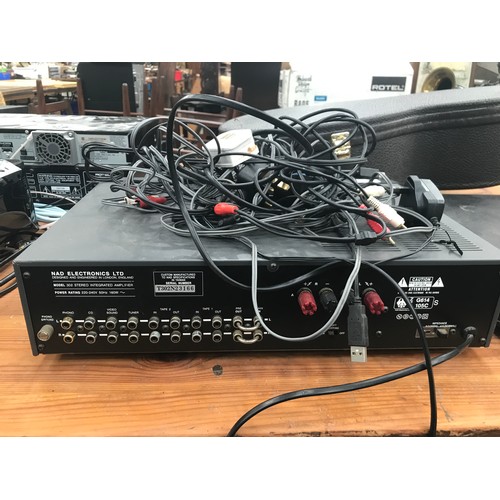 1609 - NAD 302 STEREO AMPLIFIER