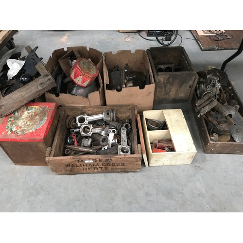 32 - VINTAGE MOTORCYCLING PARTS INCLUDING ENGINE PARTS, DRIVES, COVERS ETC REG PLATE 294 BBC