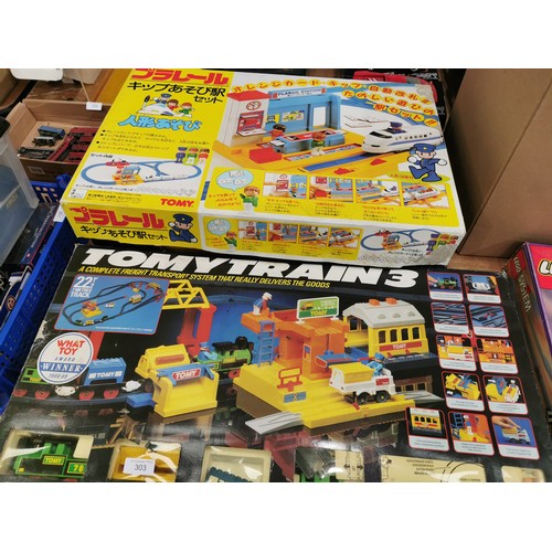 303 - TOMY TRAINS FREIGHT TRANSPORTER SYSTEM SET, A TOMY PLAY RAIL STATION