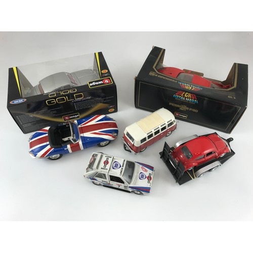 278 - BURAGO GOLD COLLEZIONE JAGUAR MARK 2 1959 BOXED AND FERRARI F40 PART BOXED, UNBOXED LANCIA DELTA F4 ... 