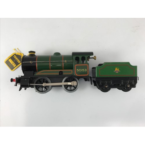 183 - HORNBY O GAUGE BOXED NUMBER 51 LOCOMOTIVE IN VGC, APPEARS UNUSED, IN LIVERY 50153 WITH ORIGINAL GUAR... 