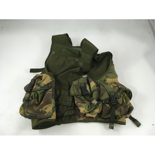 1451 - MODERN MILITARY BATTLE VEST