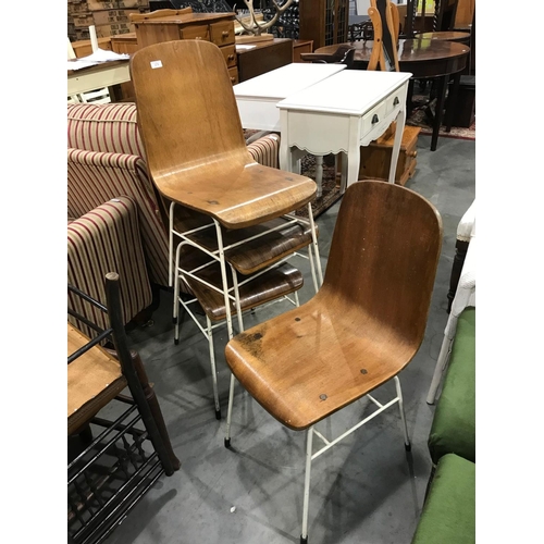 279 - SET OF 4 STACKING RETRO, LATE CENTURY,PLYWOOD CHAIRS