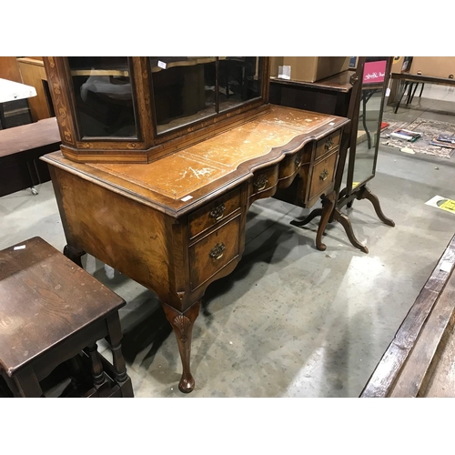 335 - FRENCH STYLE WALNUT VENEERED DESK WITH TOOLED LEATHER TOP ON CABRIOLE LEGS