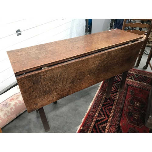 339 - GEORGIAN DROP LEAF PEMBROKE TYPE TABLE