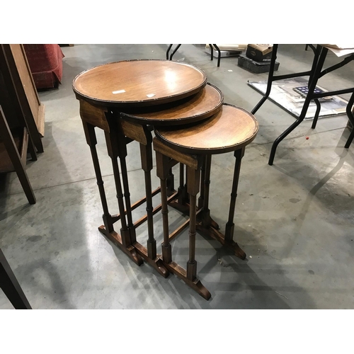 96 - NEST OF 3 ROUND TOP MAHOGANY TABLES