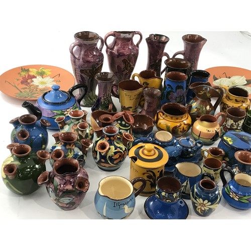 862 - GOOD QUALITY COLLECTION OF COLOURED TORQUAY, WATCOMBE AND ALLERVALE COLOURED POTTERY