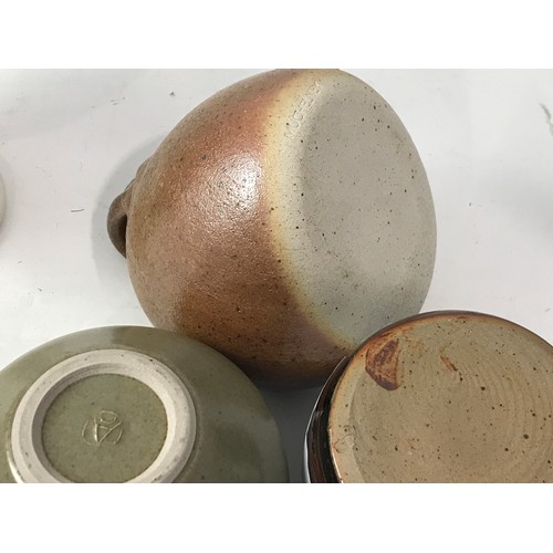 832 - MISC. STUDIO POTTERY INC. ART COLLEGE 1960s,