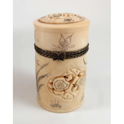 443 - 19TH CENTURY ORIENTAL CYLINDRICAL IVORY POT WITH HINGED COVER, AND AN IVORY PERFUME BOTTLE WITH CHIN... 