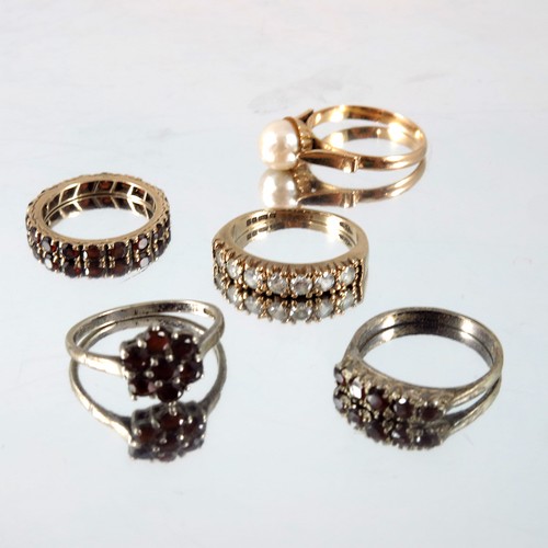 769 - 5 MISC COSTUME RINGS