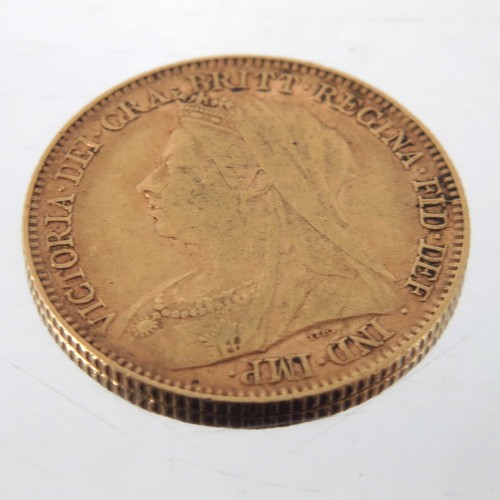 716 - 1897 QUEEN VICTORIA OLD HEAD HALF SOVEREIGN