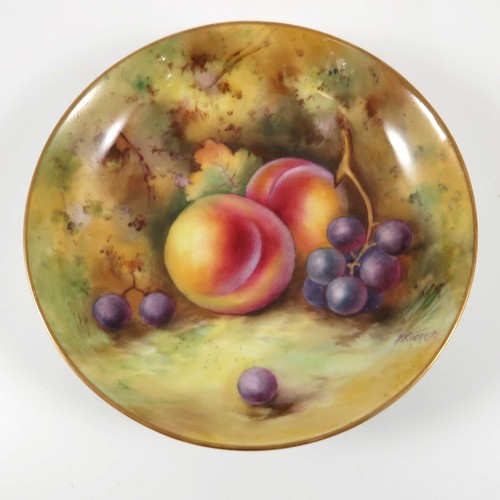 358 - ROYAL WORCESTER DISH PAINTED WITH STILL LIFE FRUIT AND SIGNED EVERETT AND KITTY BLAKE SIGNED PIN DIS... 