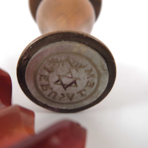 513 - 19TH CENTURY CARVED QUARTZ DESK SEAL AND 2 TREEN DESK SEALS