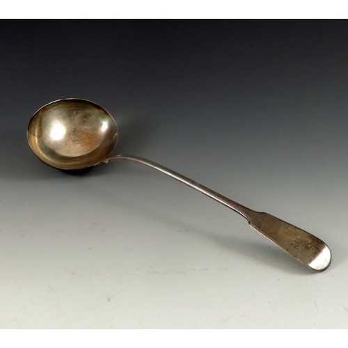 657 - GEORGIAN SILVER LADLE, APPROX. 202g