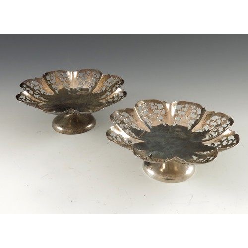 641 - PR. PIERCED SILVER BON BON DISHES, EDWARD VINER, SHEFFIELD 1939, APPROX. 304g