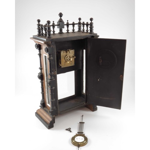 550 - ARCHITECTURAL MANTLE CLOCK WITH ENAMELLED DIAL AND 8 DAY MOVEMENT