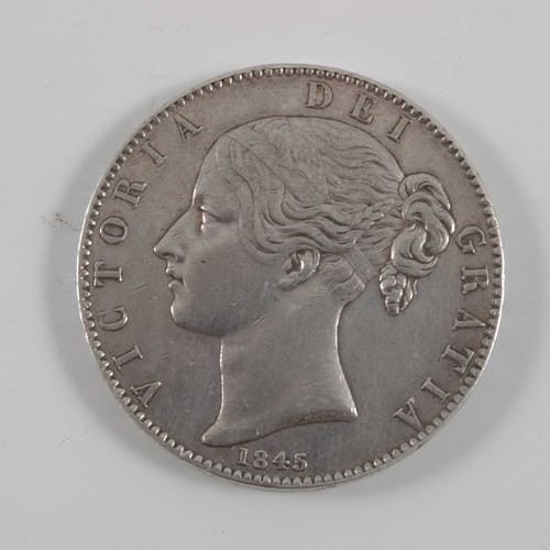 690 - VICTORIAN YOUNG HEAD 1845 CROWN IN GOOD CONDITION