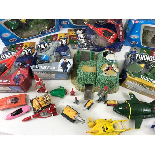 111 - ITV STUDIOS BUBBLE PACK 'THUNDERBIRDS ARE GO', THUNDERBIRD 2 AND THUNDERBIRD 4, VIRGIL TRACY & GORDO... 