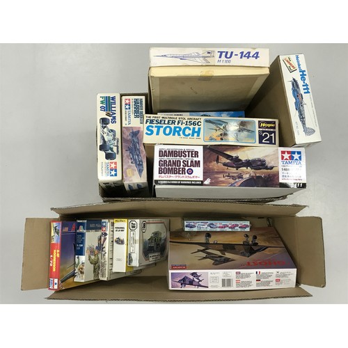 315 - ASSORTED PLASTIC MODEL KITS INCLUDING TAMIYA, HASEGAWA, ACADEMY, ITALERI, HELLER AND POSSIBLY A RUSS... 