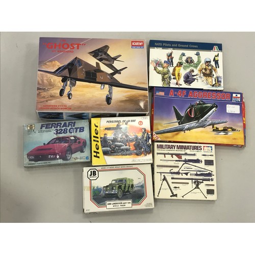 315 - ASSORTED PLASTIC MODEL KITS INCLUDING TAMIYA, HASEGAWA, ACADEMY, ITALERI, HELLER AND POSSIBLY A RUSS... 