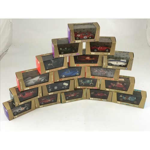 157 - 18 BOXED BRUMM SERIE ORO VEHICLES INCLUDING R112 MASERATI HP 350 GP TRIPOLI 1938, R124 FERRARI 156 H... 