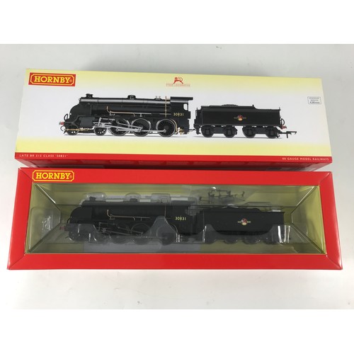 517 - HORNBY 00 GAUGE VGC BOXED R3413 LATE BR S15 CLASS LOCO '30831' DCC READY