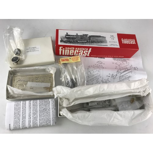 373 - LOCOMOTIVE KIT, SOUTH EASTERN FIRECAST BOXED SR T9 LOCO BODY KIT, SR T9 CHASSIS ETCHED NICKEL SILVER... 