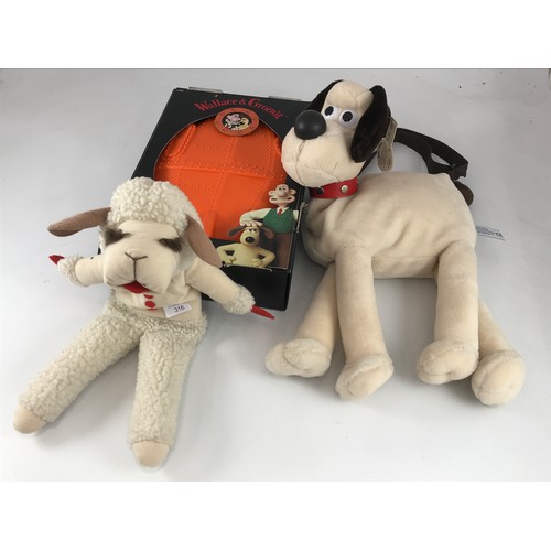 58 - WALLACE AND GROMIT 11700 DIY TOOL KIT TOGETHER WITH A GROMIT SOFT TOY, CHILDS RUCKSACK AND A LAMB CH... 