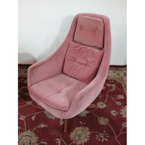 70 - PAIR OF RECLINING 60S/70S EGG CHAIRS (TRADE ONLY)