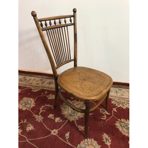 304 - SINGLE SPINDLE BACKED BEDROOM CHAIR