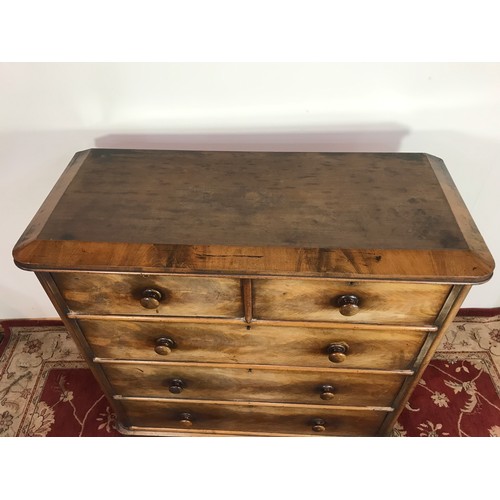 320 - GOOD QUALITY VICTORIAN CHEST OF 2 OVER 3 DRAWERS WITH TURNED HANDLES, APPROX. 124 cm